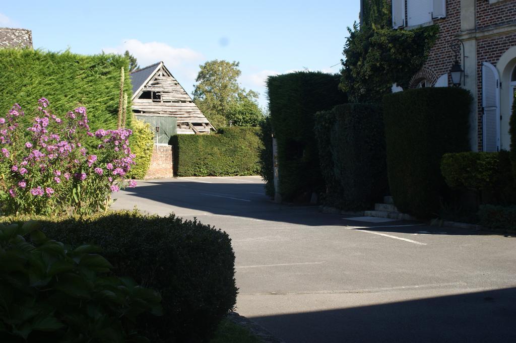 Hotel Le Clos Du Montvinage Étréaupont Dış mekan fotoğraf