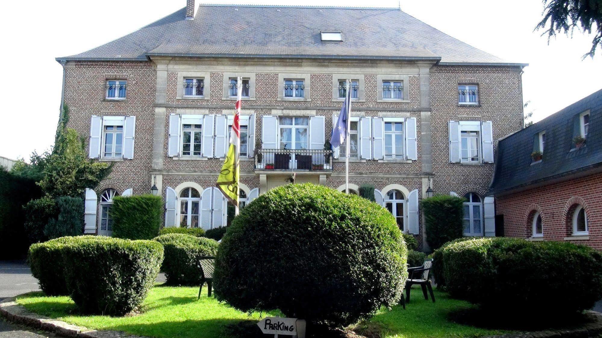 Hotel Le Clos Du Montvinage Étréaupont Dış mekan fotoğraf